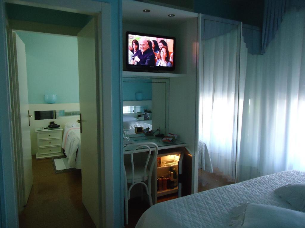 Hotel Matilde Марина-ди-Масса Номер фото