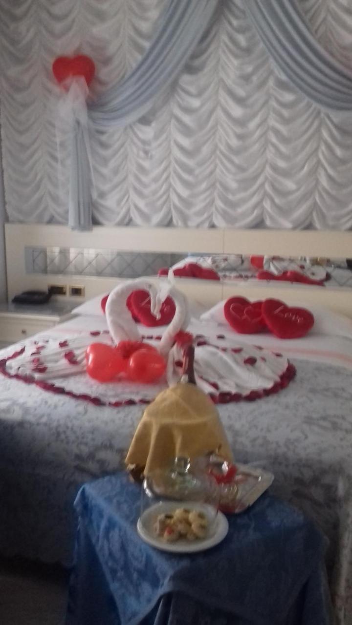 Hotel Matilde Марина-ди-Масса Экстерьер фото